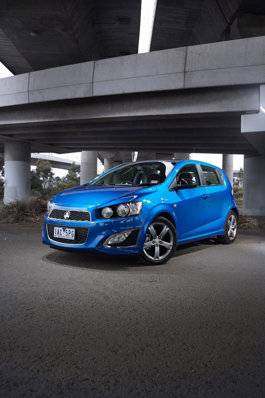  Holden Barina RS 2013 года  (фото 9 из 30)